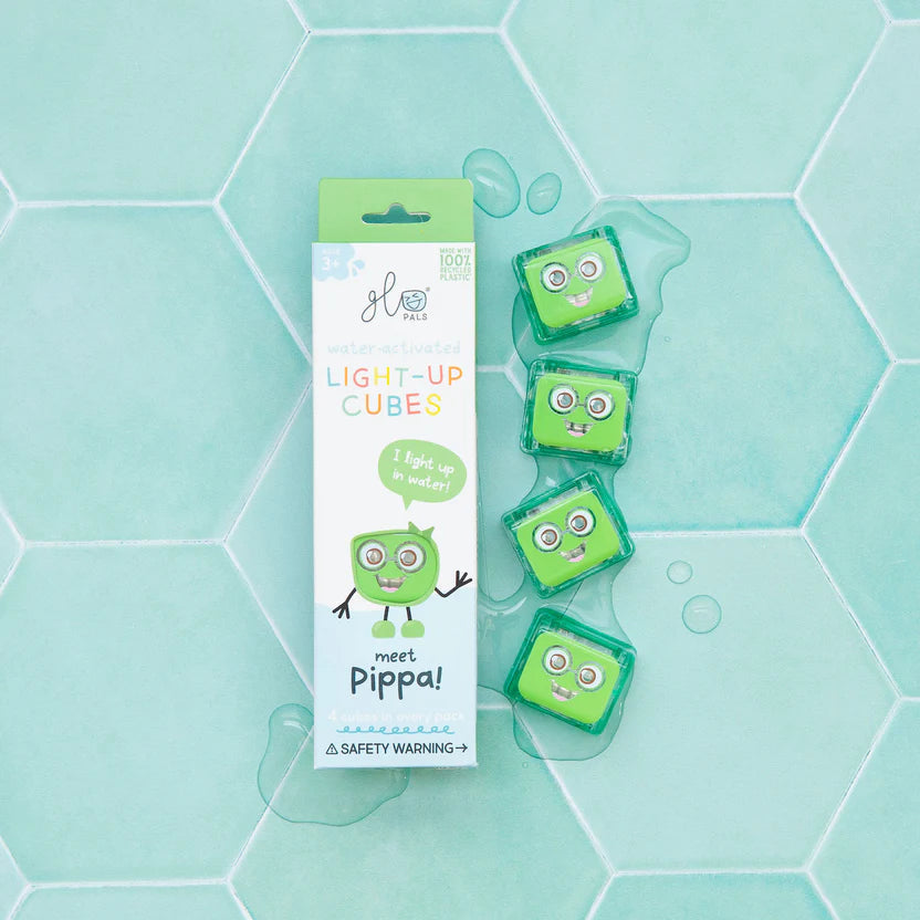 Glo Pals Light Up Cube Bath Toys - Pippa (Green)